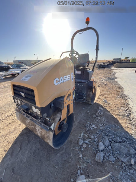 2021 CASE DV26E
