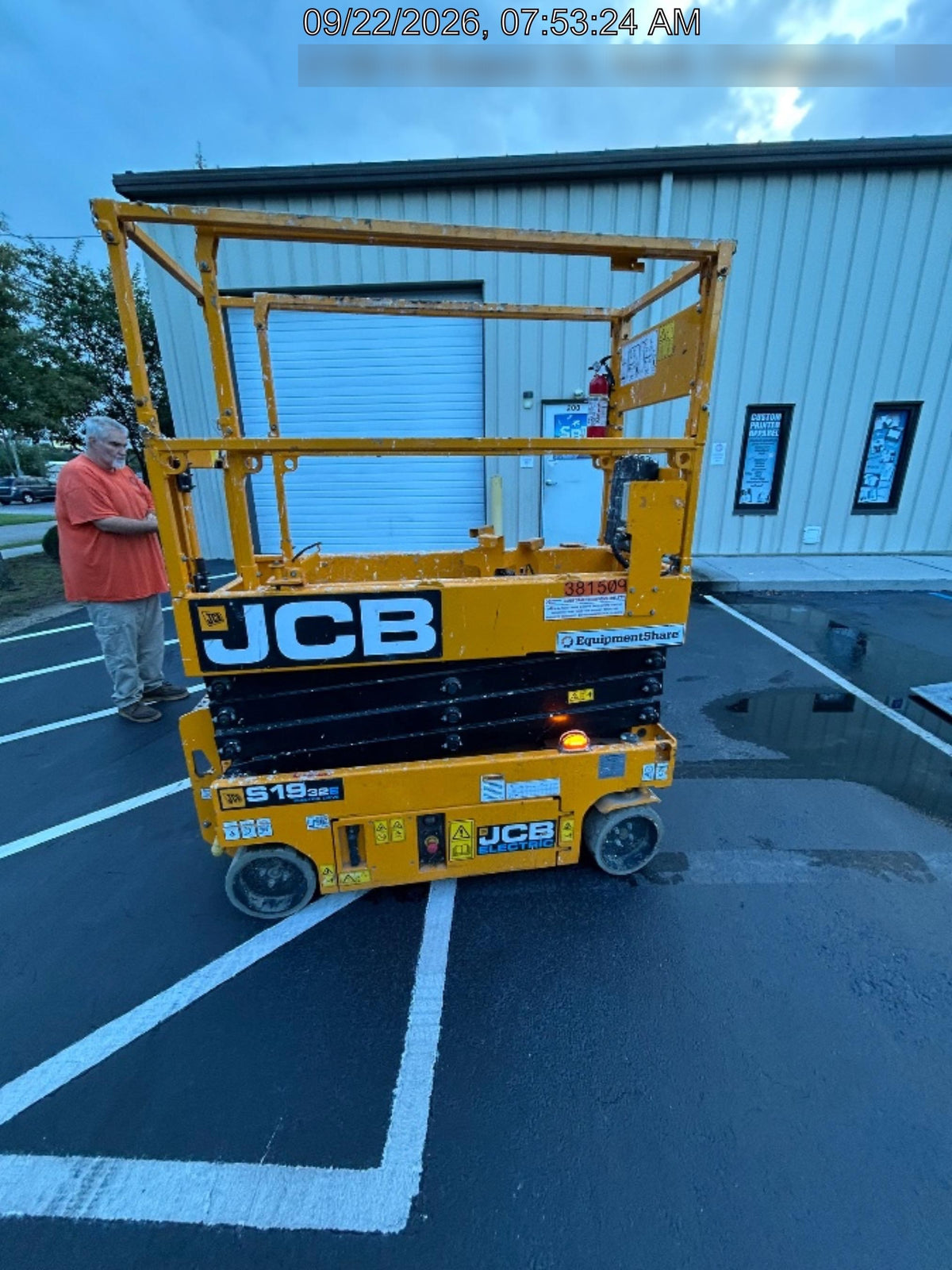 2024 JCB S1932E