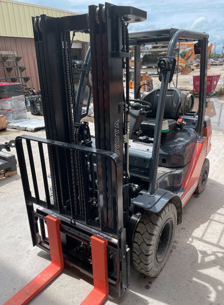 2022 TOYOTA 50-8FGU25