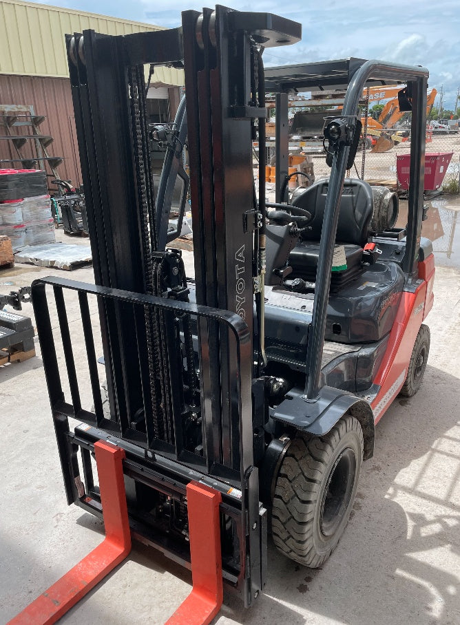 2022 TOYOTA 50-8FGU25