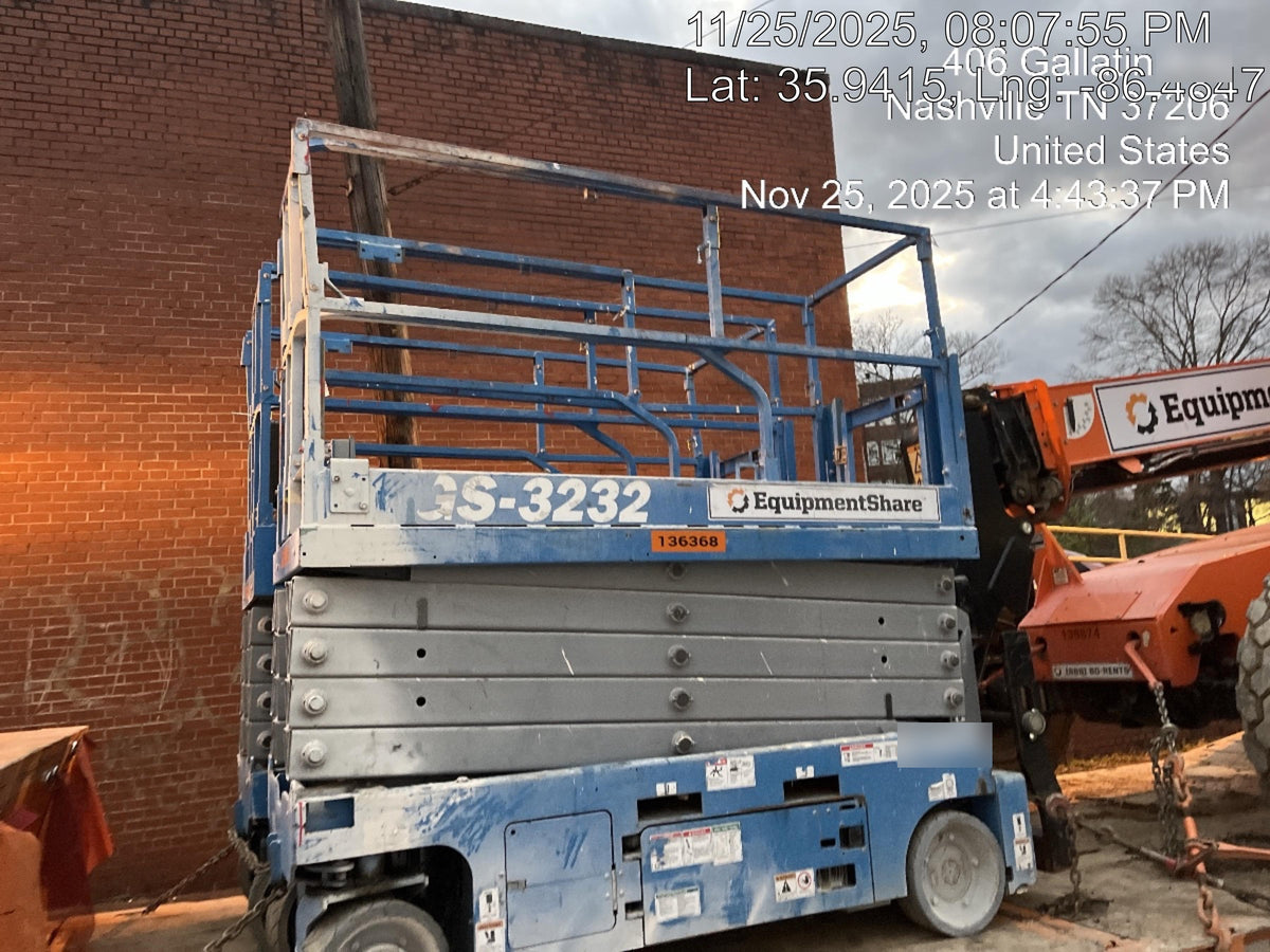 2021 GENIE GS-3232