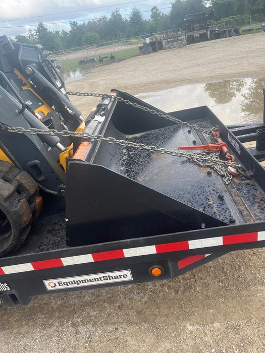 2025 JOHN DEERE 72" Skid Loader Bucket - John Deere C72