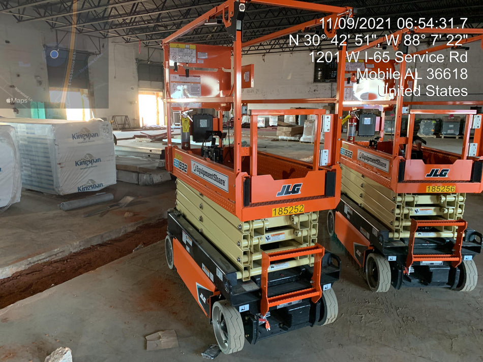2021 JLG ES1932