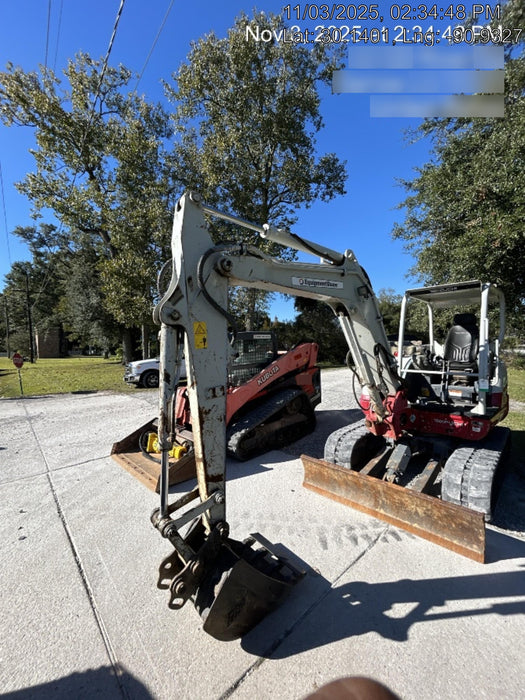 2021 TAKEUCHI TB250-2