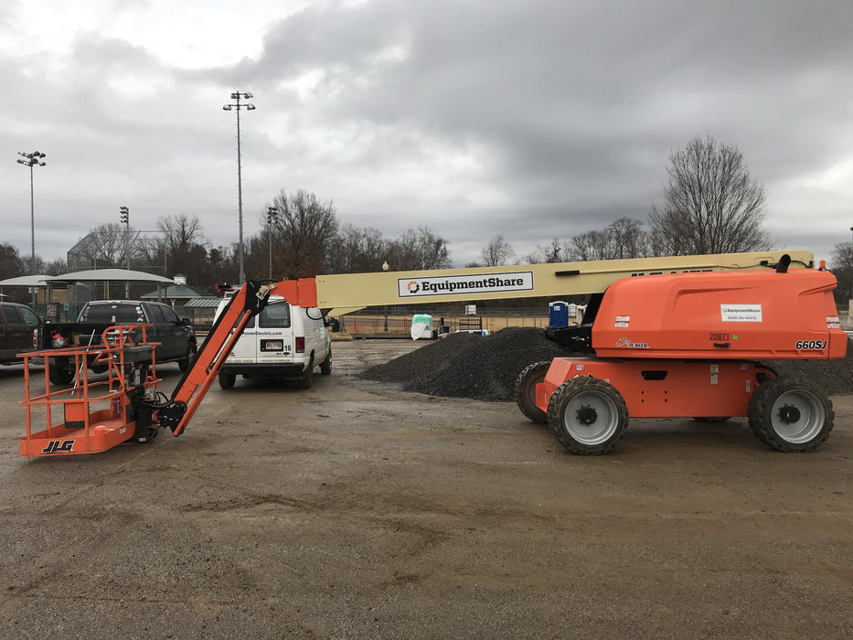 2019 JLG 660SJ