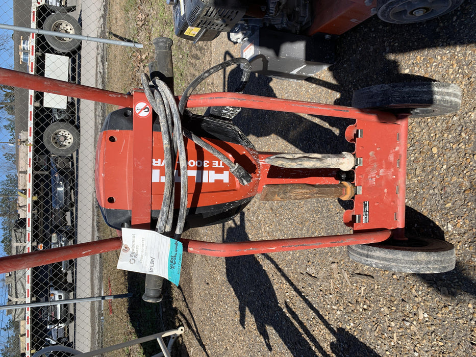 2020 HILTI TE 3000-AVR