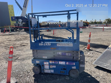 2020 Genie GS-1930 Solid Non Marking Tires, Beacon, Folding rails with half height swing gate