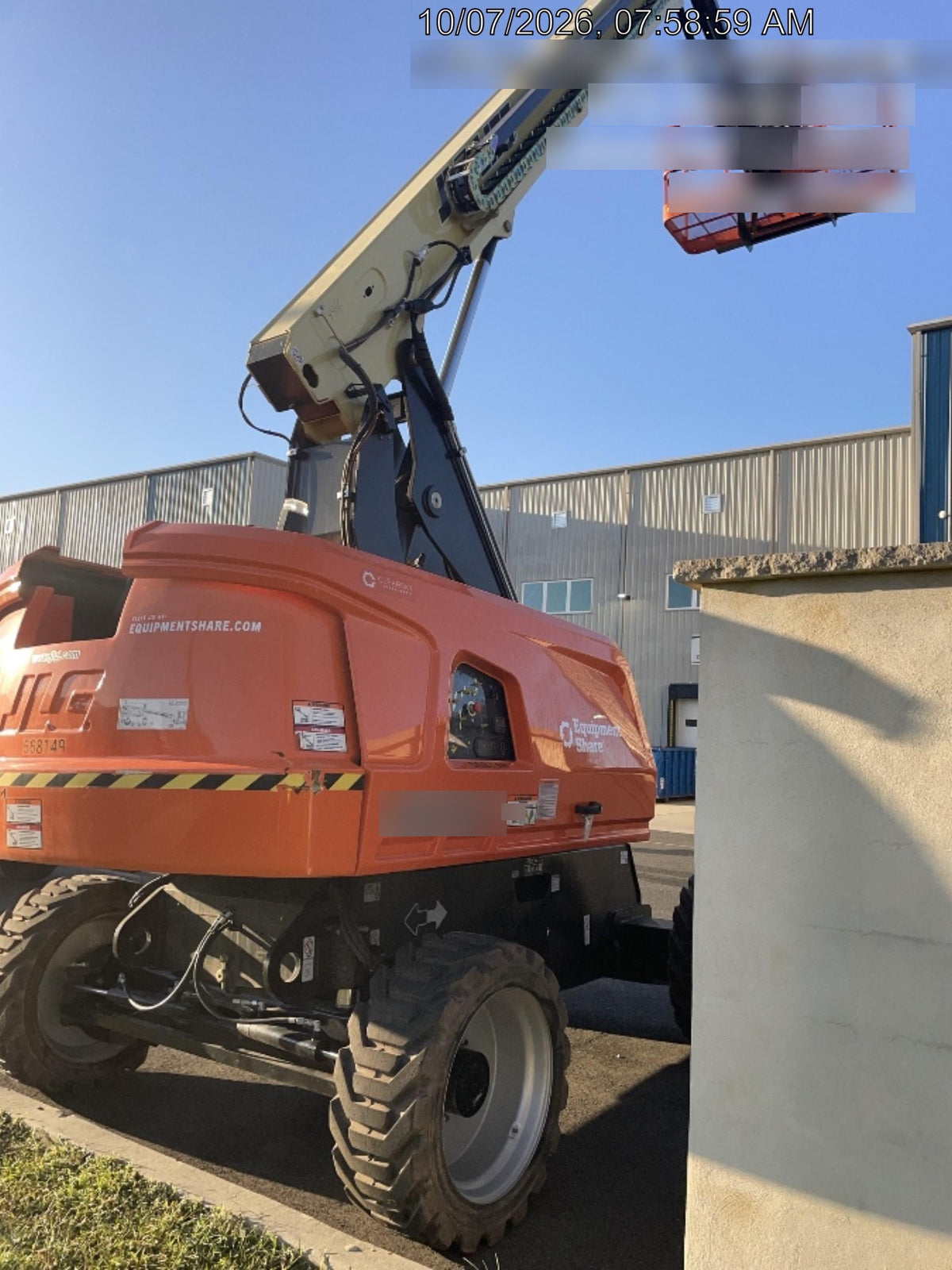 2025 JLG 660SJ