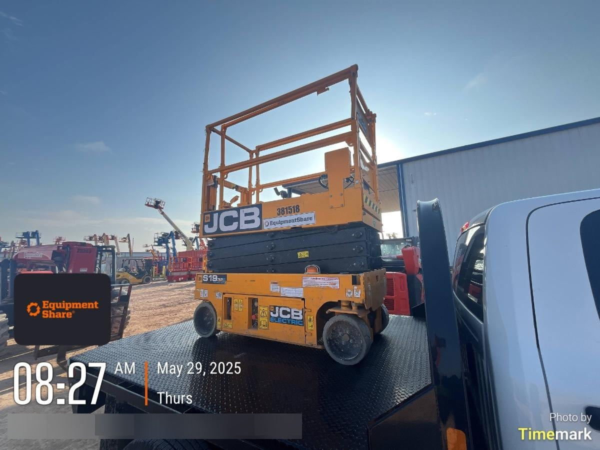 2024 JCB S1932E