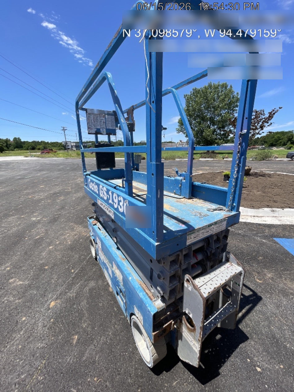 2018 Genie GS-1930 Genie GS-1930 w/Fixed Rail, Chain Entry