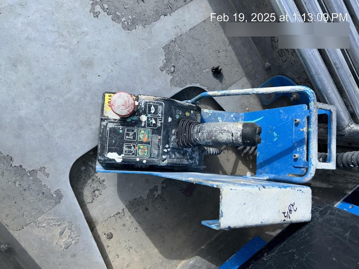 2021 GENIE GR-20