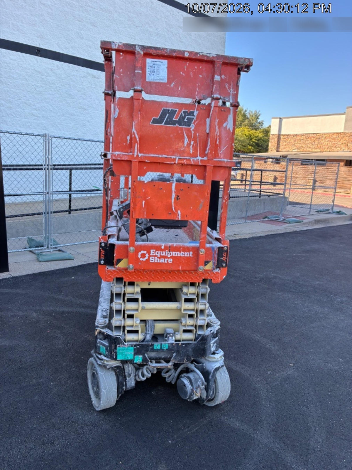 2023 JLG ES1932