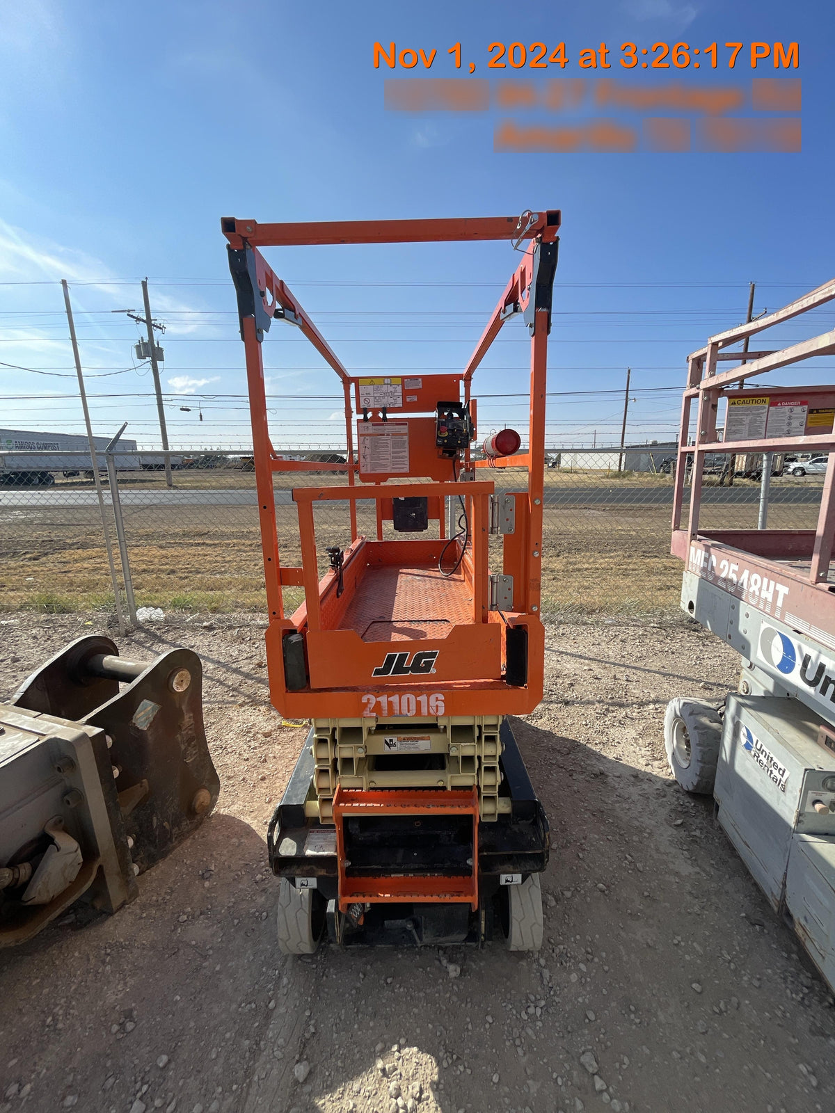 2022 JLG ES1932