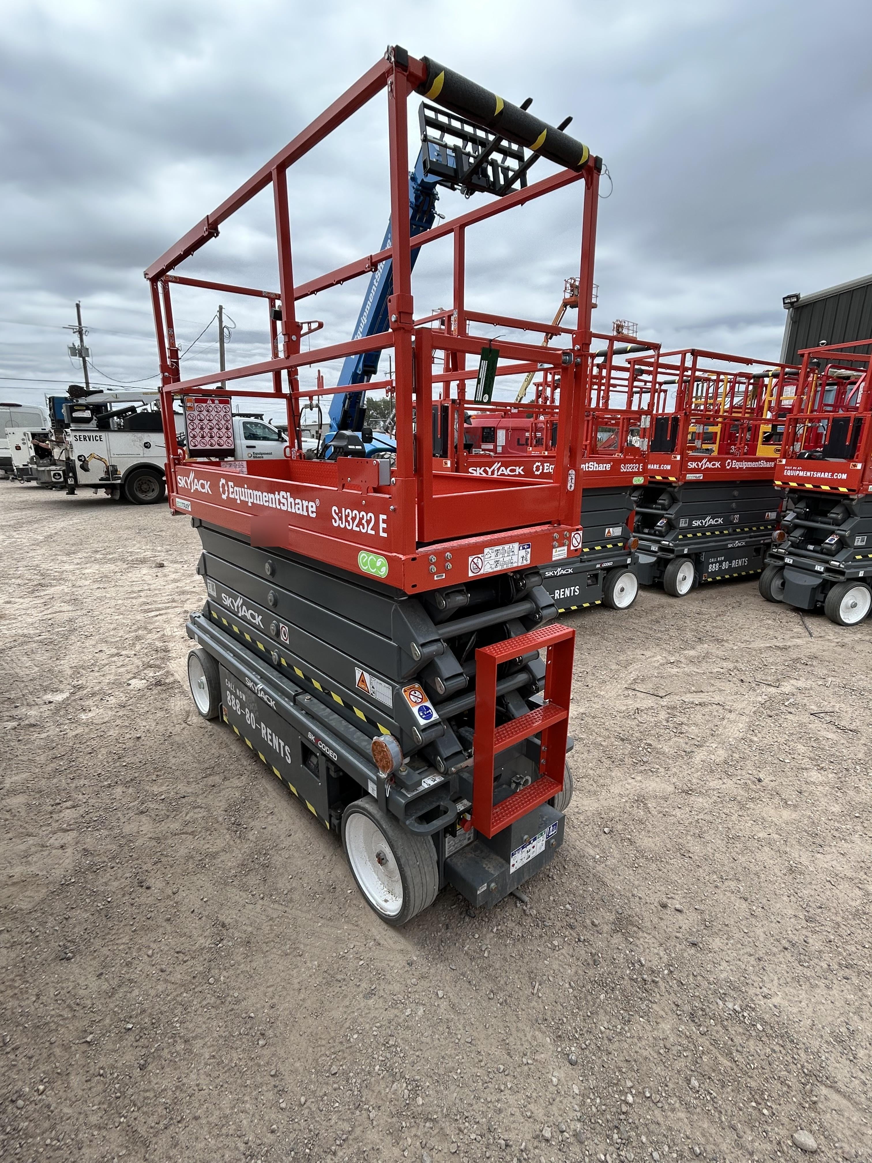 2026 SKYJACK SJ3232E