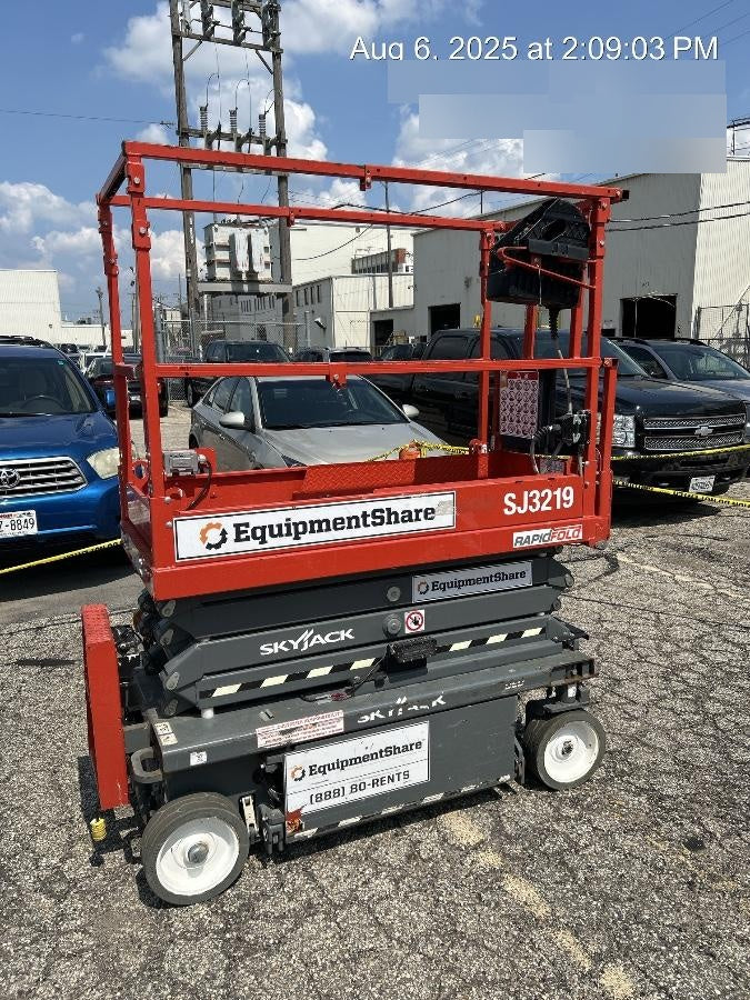 2021 SKYJACK SJ3219