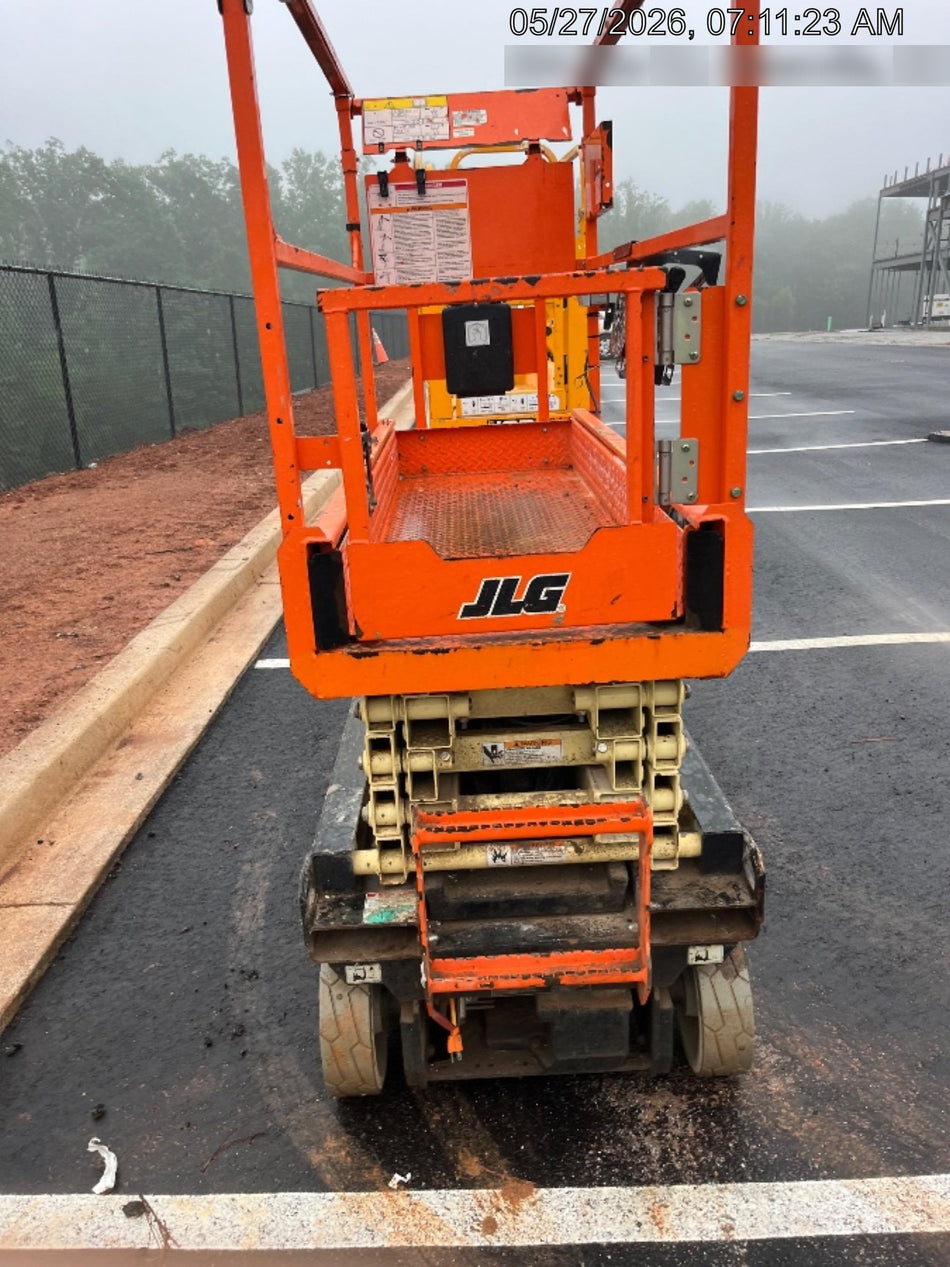 2023 JLG ES1932