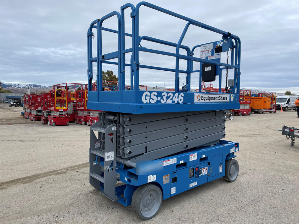 2022 GENIE GS-3246