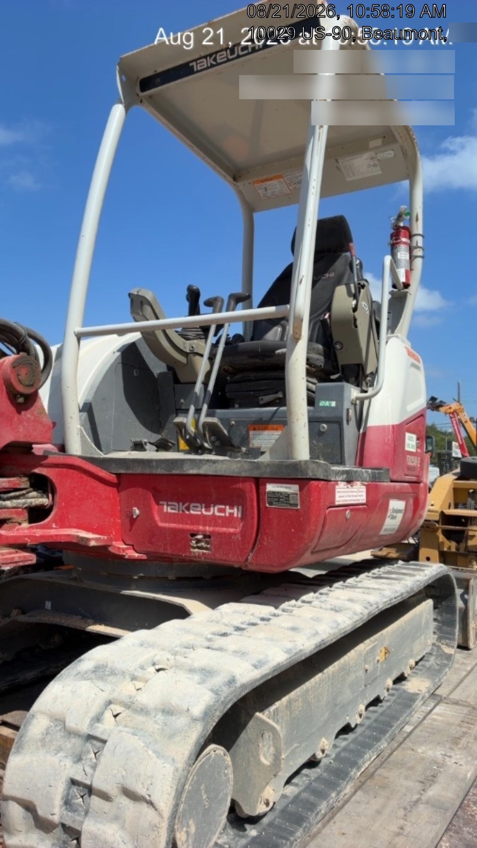 2023 TAKEUCHI TB250-2R