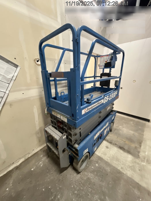 2019 Genie GS-1930 Half Height Swing Gate, 800W Inverter