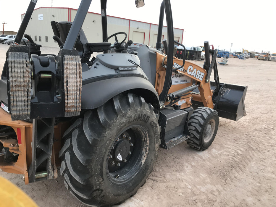 2019 Case 580N EP Canopy, 4WD, 1-Way Aux Hydraulics, Pilot Controls, Ride Control and Loader Aux Hydraulics, 900 LB. Front CWT, 82" HD LONG LIP (1 CU. YD.) W/BOCE AND LIFT EYES, FLIP OVER/STABILIZER PADS COMB