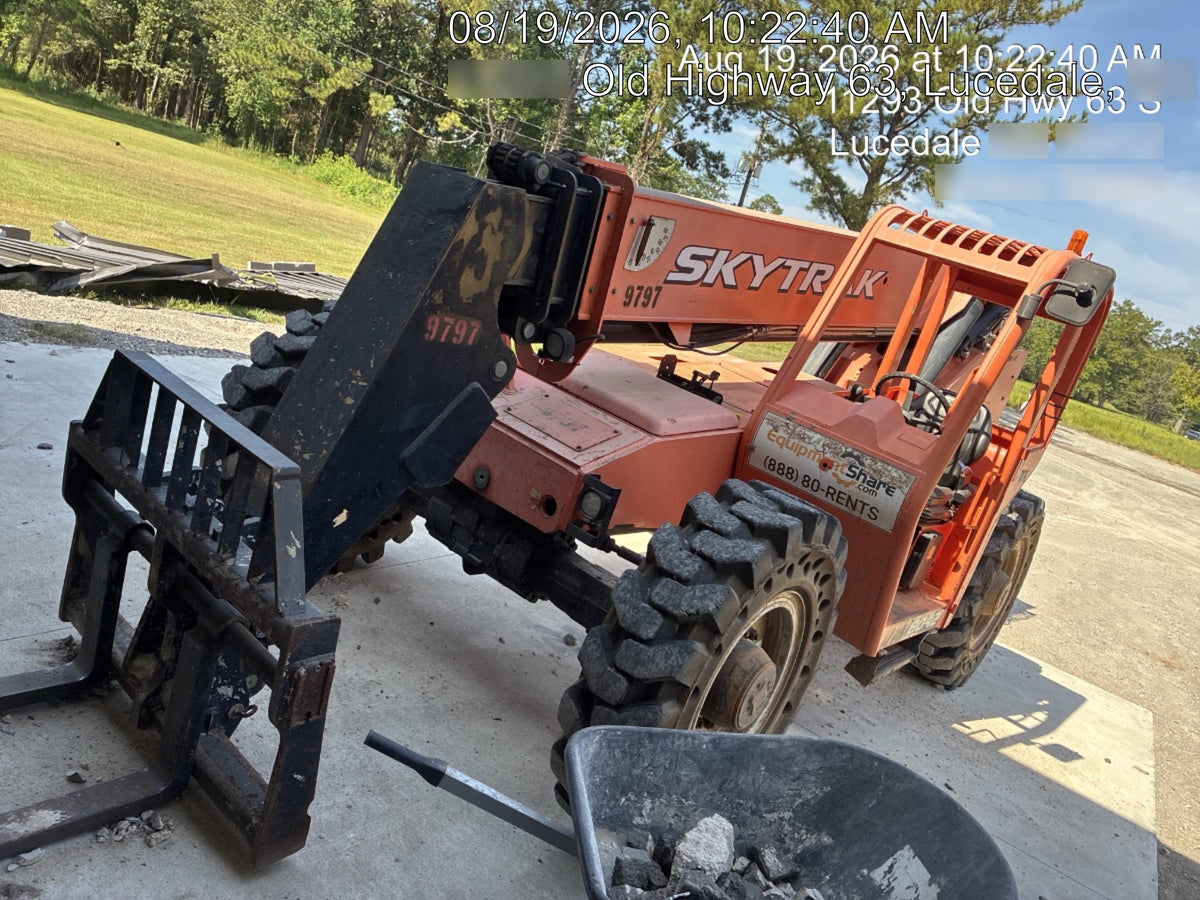 2018 SKYTRAK 8042