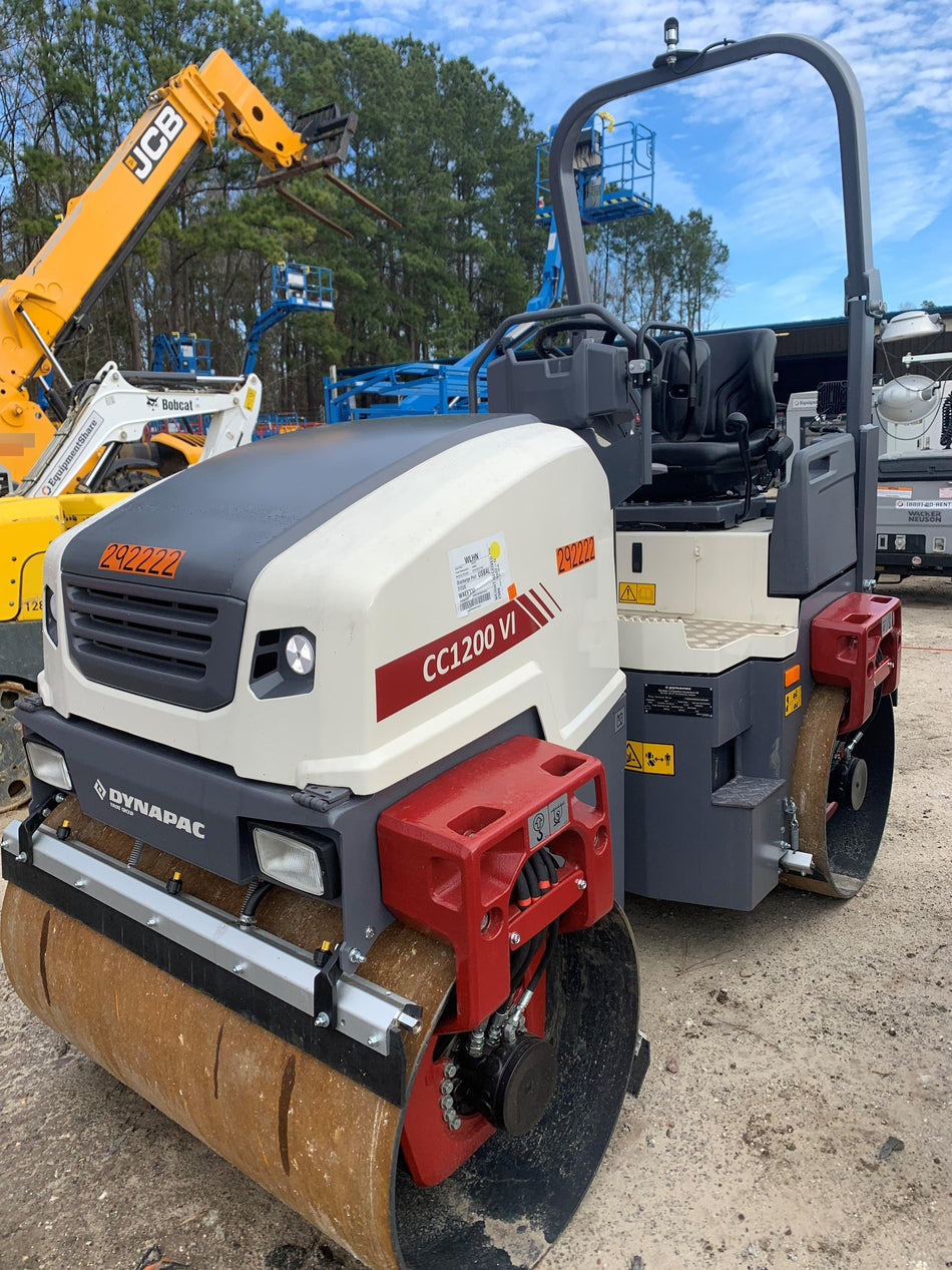 2023 DYNAPAC CC1200