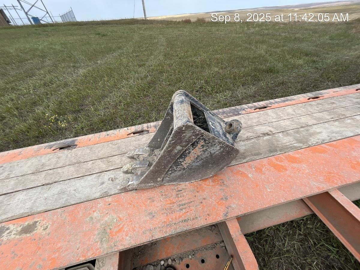 2023 SOLESBEE 12" Bucket - Solesbee