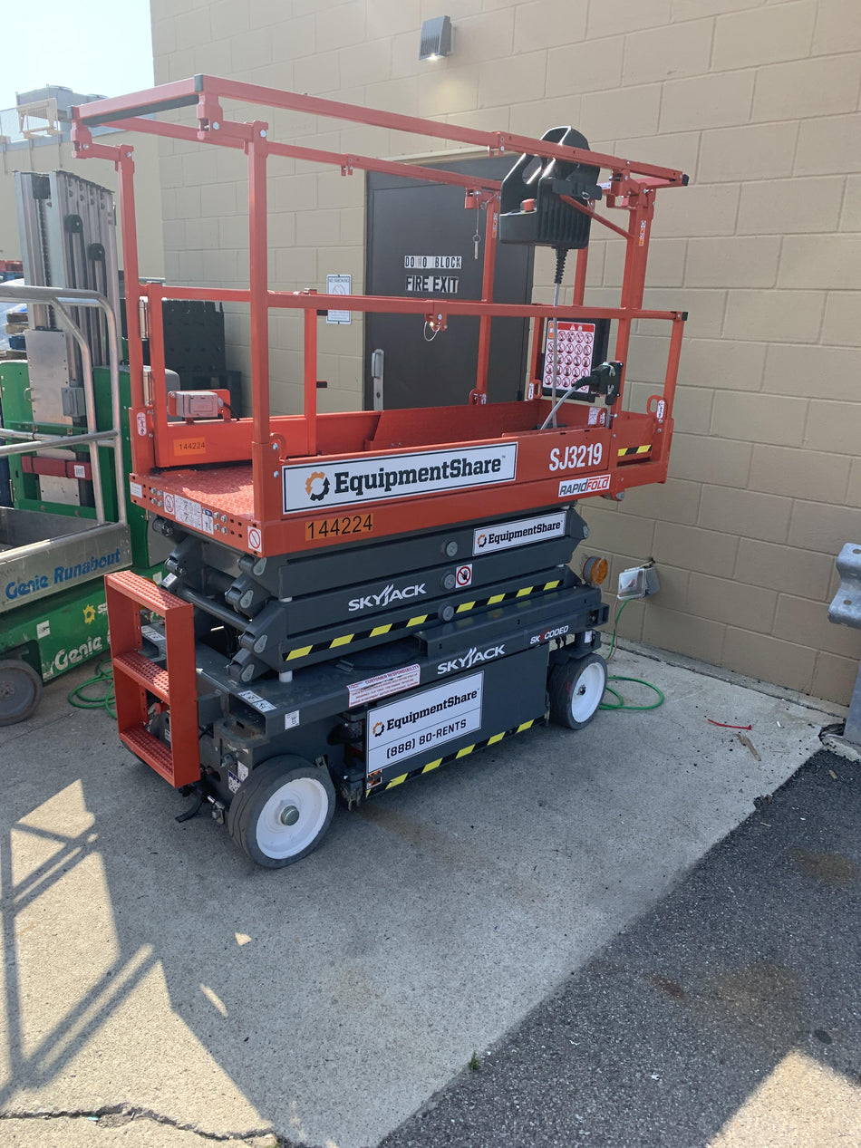 2021 SKYJACK SJ3219