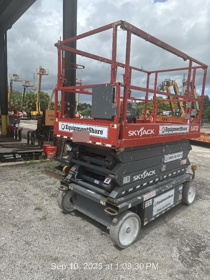 2022 SKYJACK SJ4732