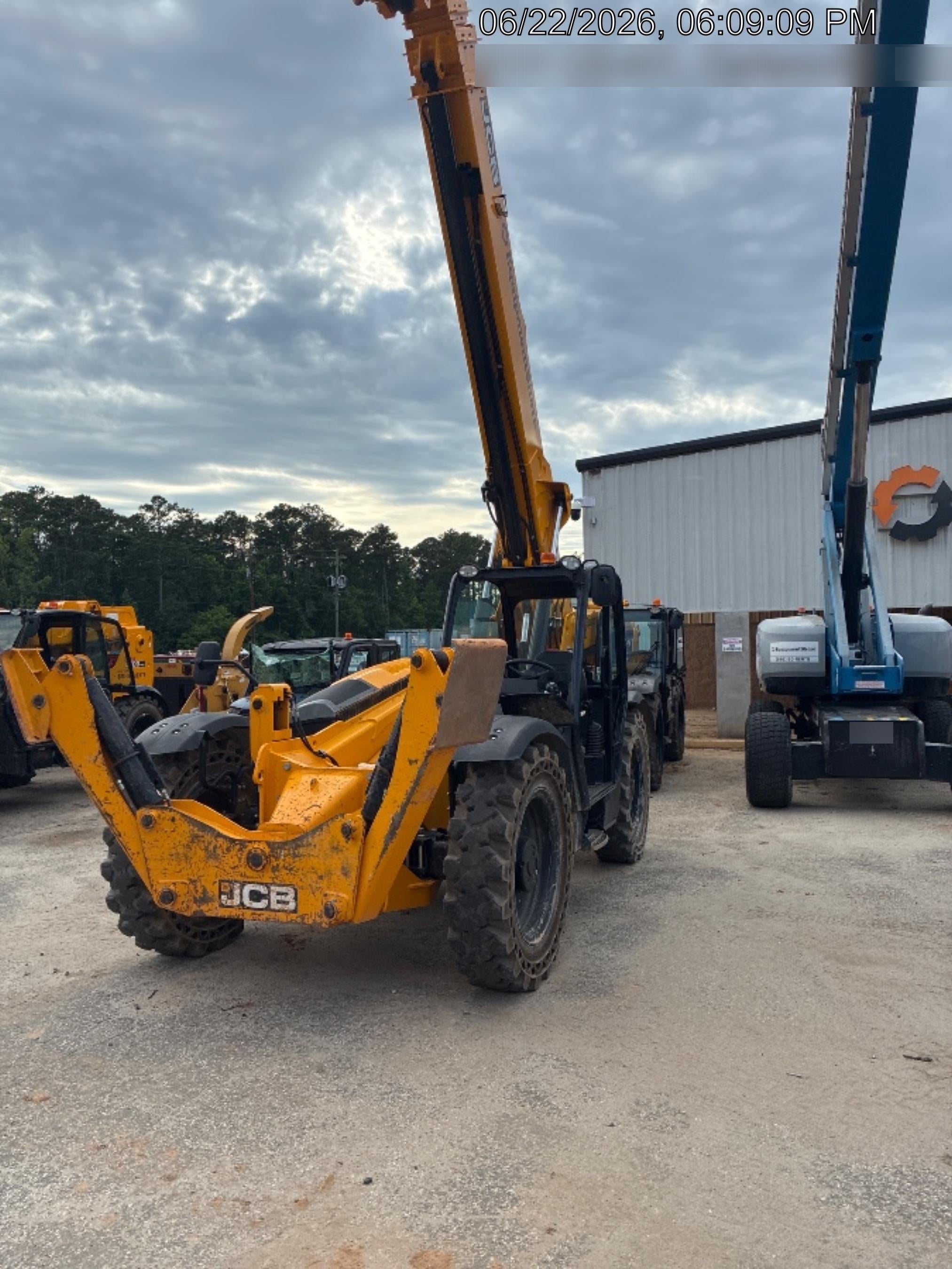 2025 JCB 512-56