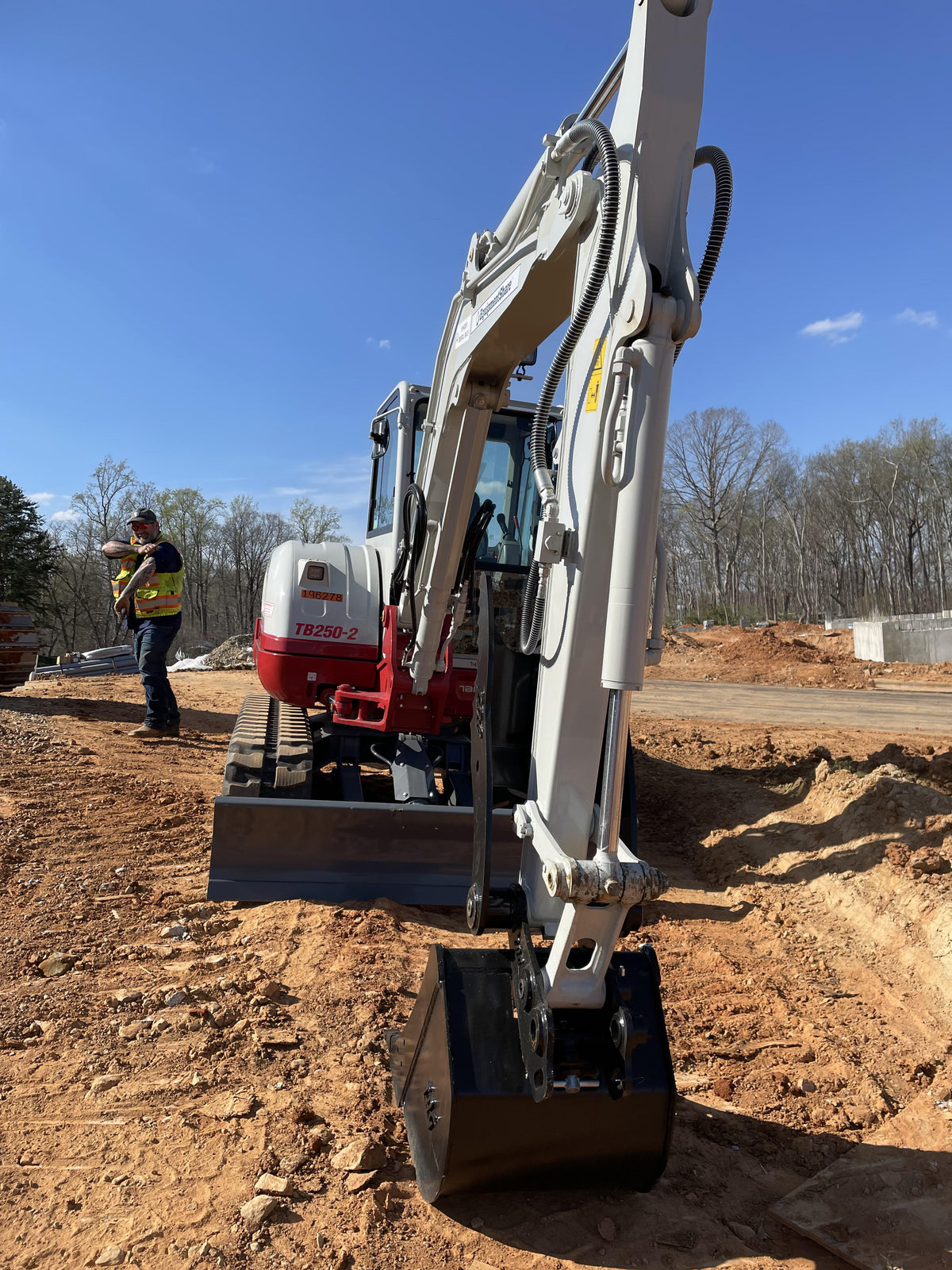 2021 TAKEUCHI TB250-2C