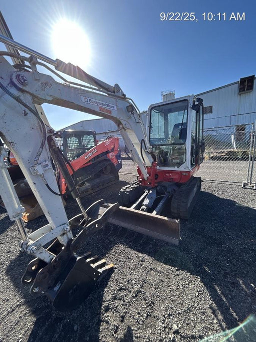 2025 TAKEUCHI 18" HD Bucket - Takeuchi