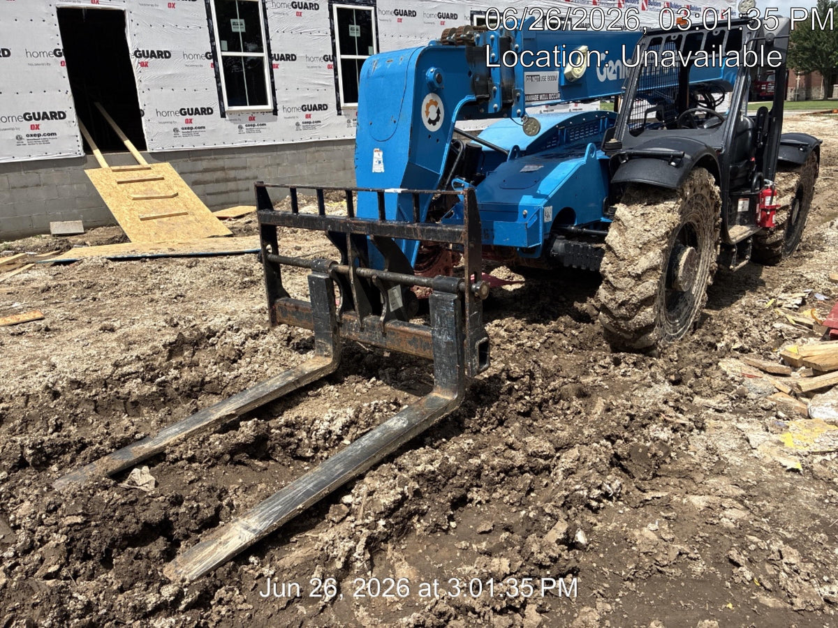 2018 Genie GTH-844 Genie GTH-844 w/ROPS, Work Lights, Solid Tires, RH Cab Mesh, Beacon, 60" Carriage and Forks