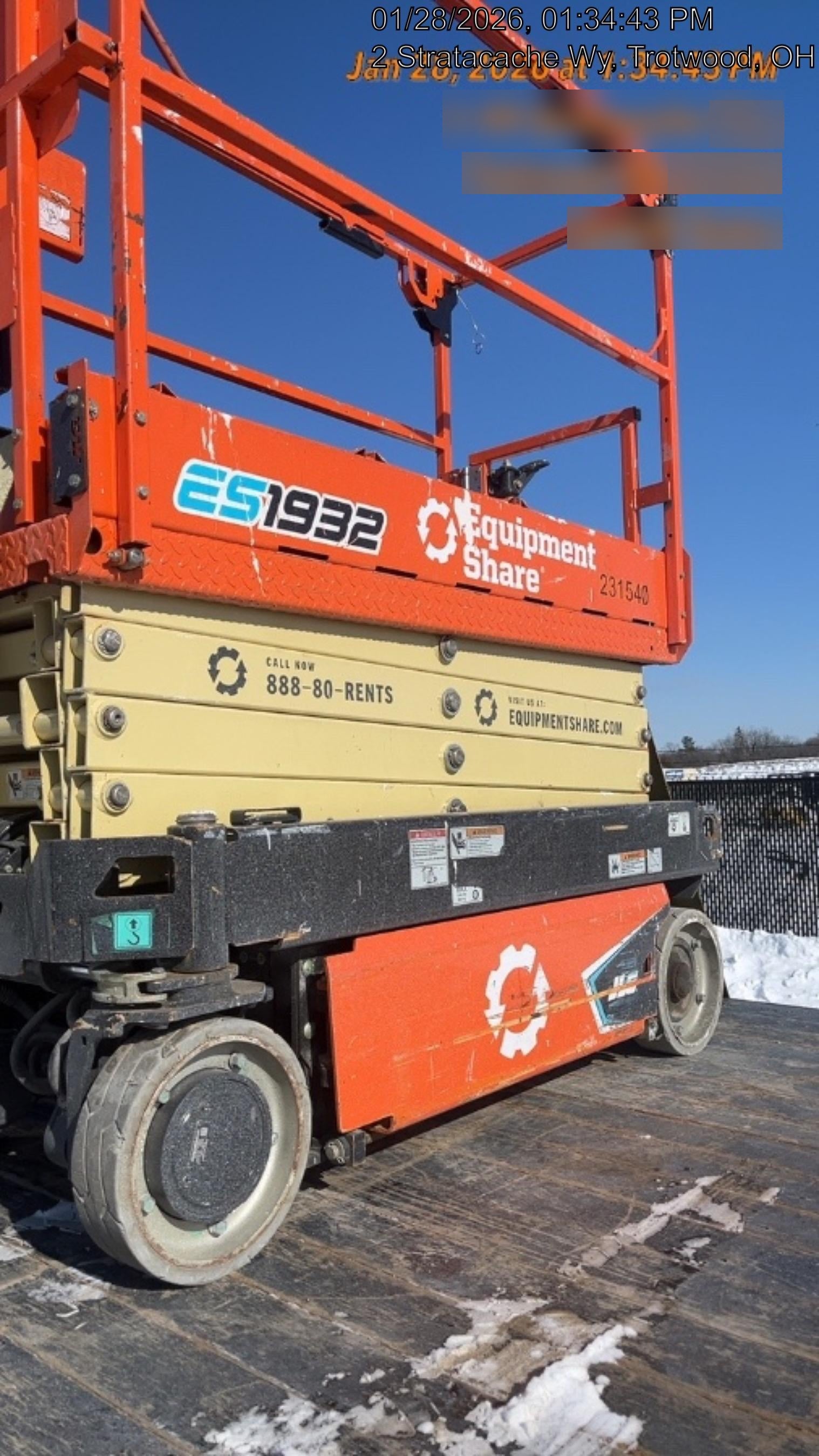 2022 JLG ES1932