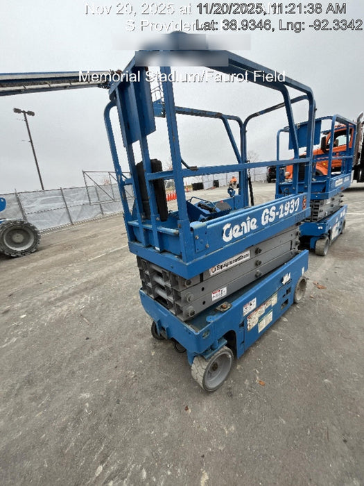 2020 Genie GS-1930 Solid Non Marking Tires, Beacon, Folding rails with half height swing gate