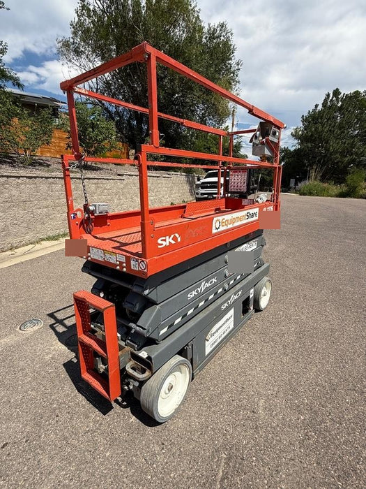 2018 SKYJACK SJIII-3226