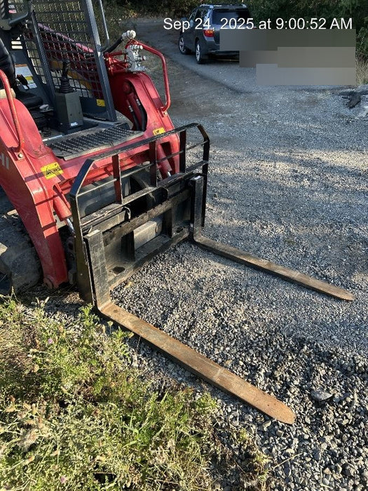 2022 ARROW MATERIAL HANDLING 48" Pallet Forks - Arrow