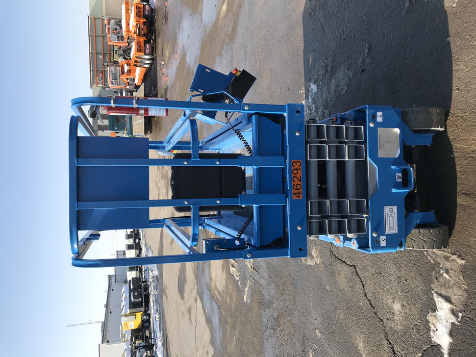 2019 Genie GS-1930 Fixed rails with chain Entry