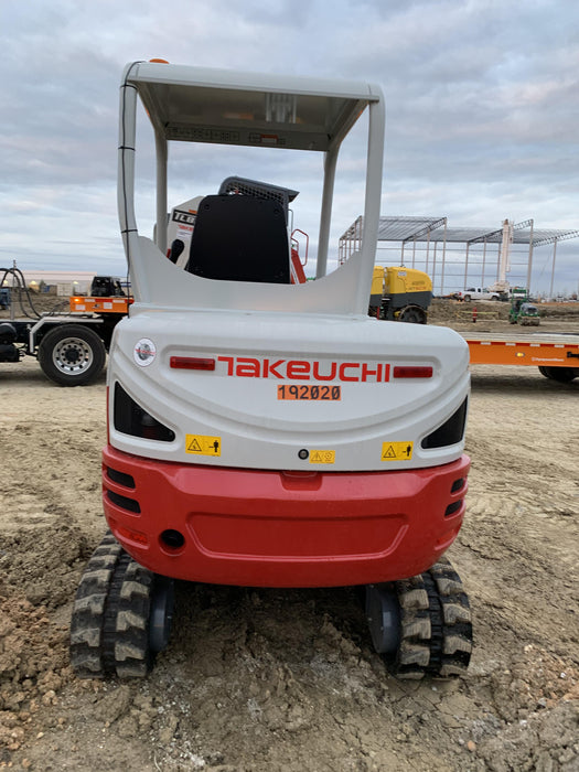2021 TAKEUCHI TB235-2R