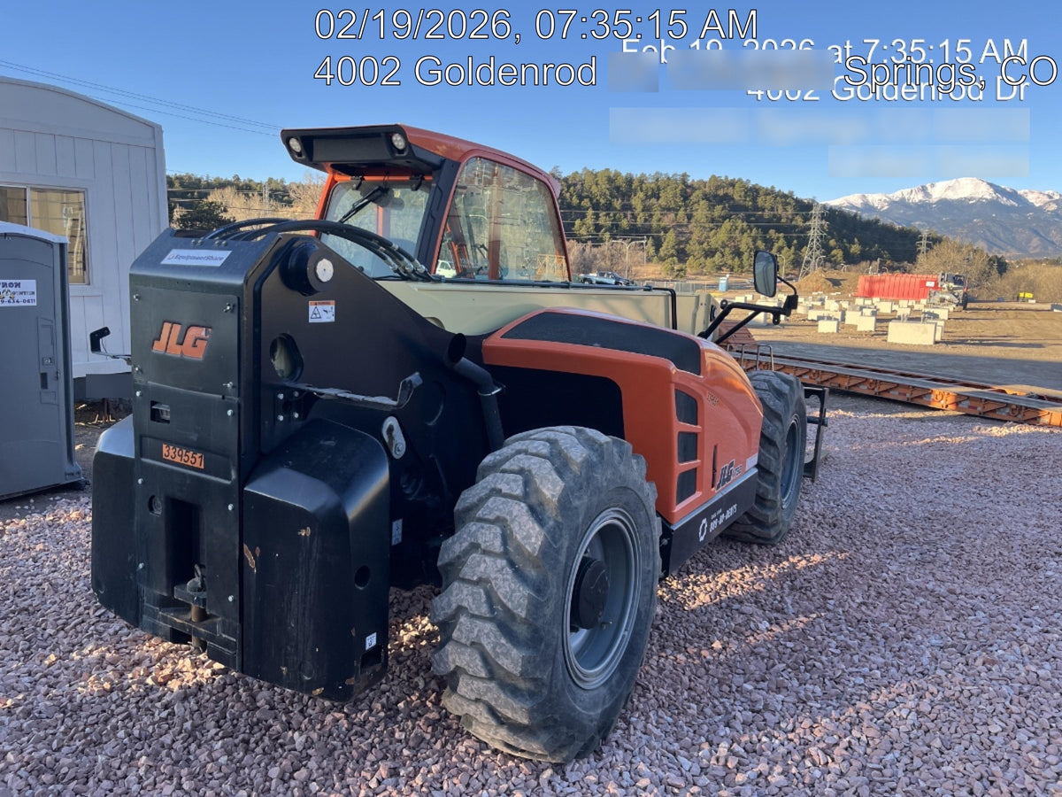 2023 JLG 1732