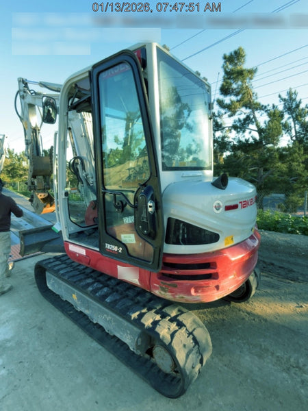 2025 TAKEUCHI TB250-2R