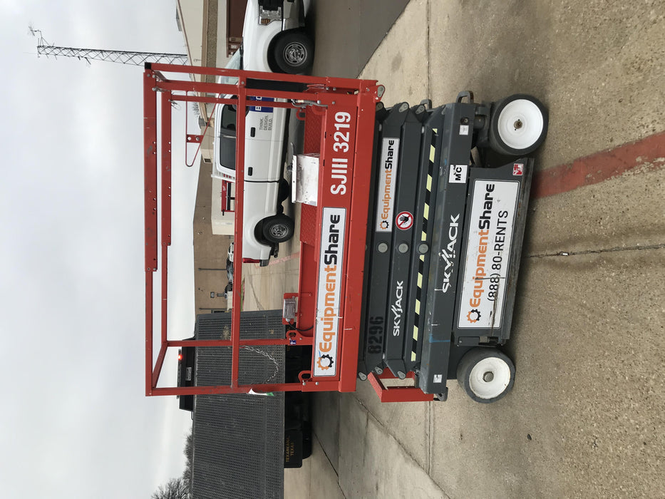2018 SKYJACK SJIII-3219