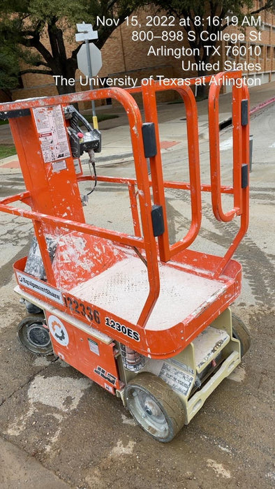 2021 JLG 1230ES