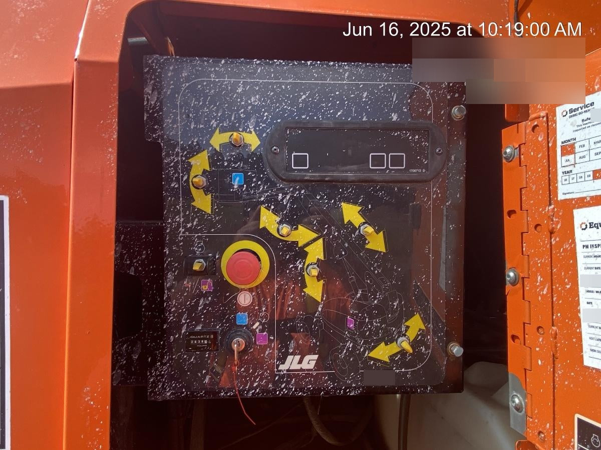 2020 JLG 860SJ