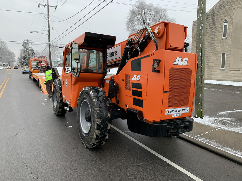 2020 Skytrak 10054 74Hp, Cab/Heat/Air,Solid Tires, Work Lights, Beacon, Aux Hydraulics, Back up Alarm, Lifting Eye, ES Decals