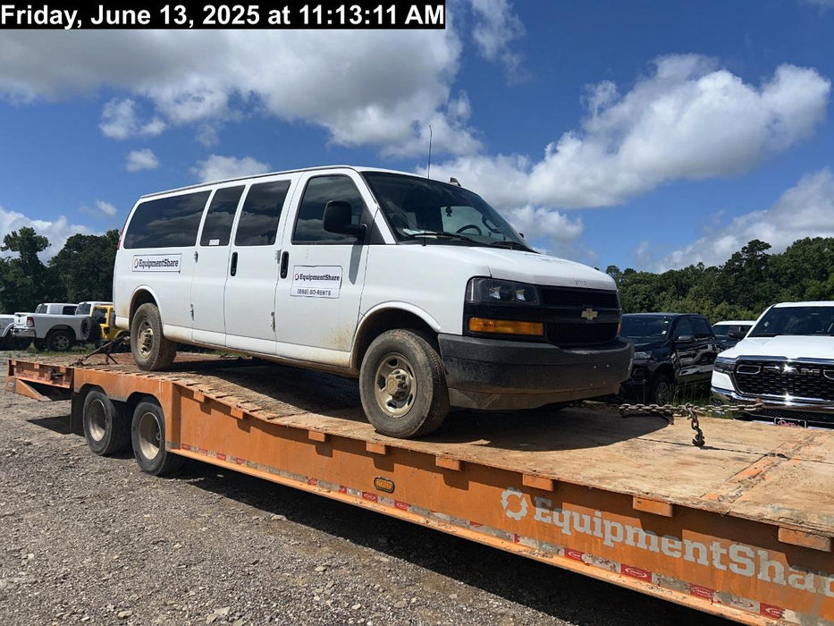 2023 CHEVROLET Express Van - Rental