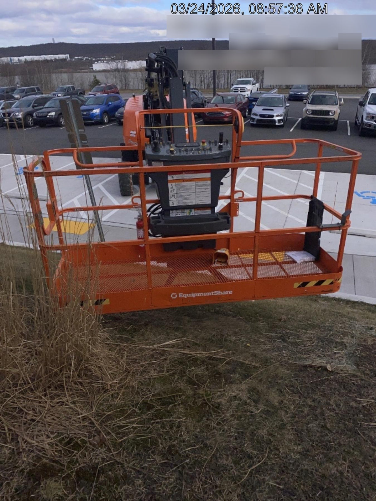 2025 JLG 660SJ