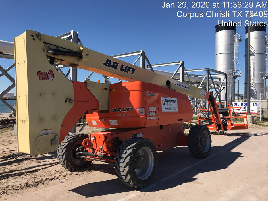 2020 JLG 800AJ