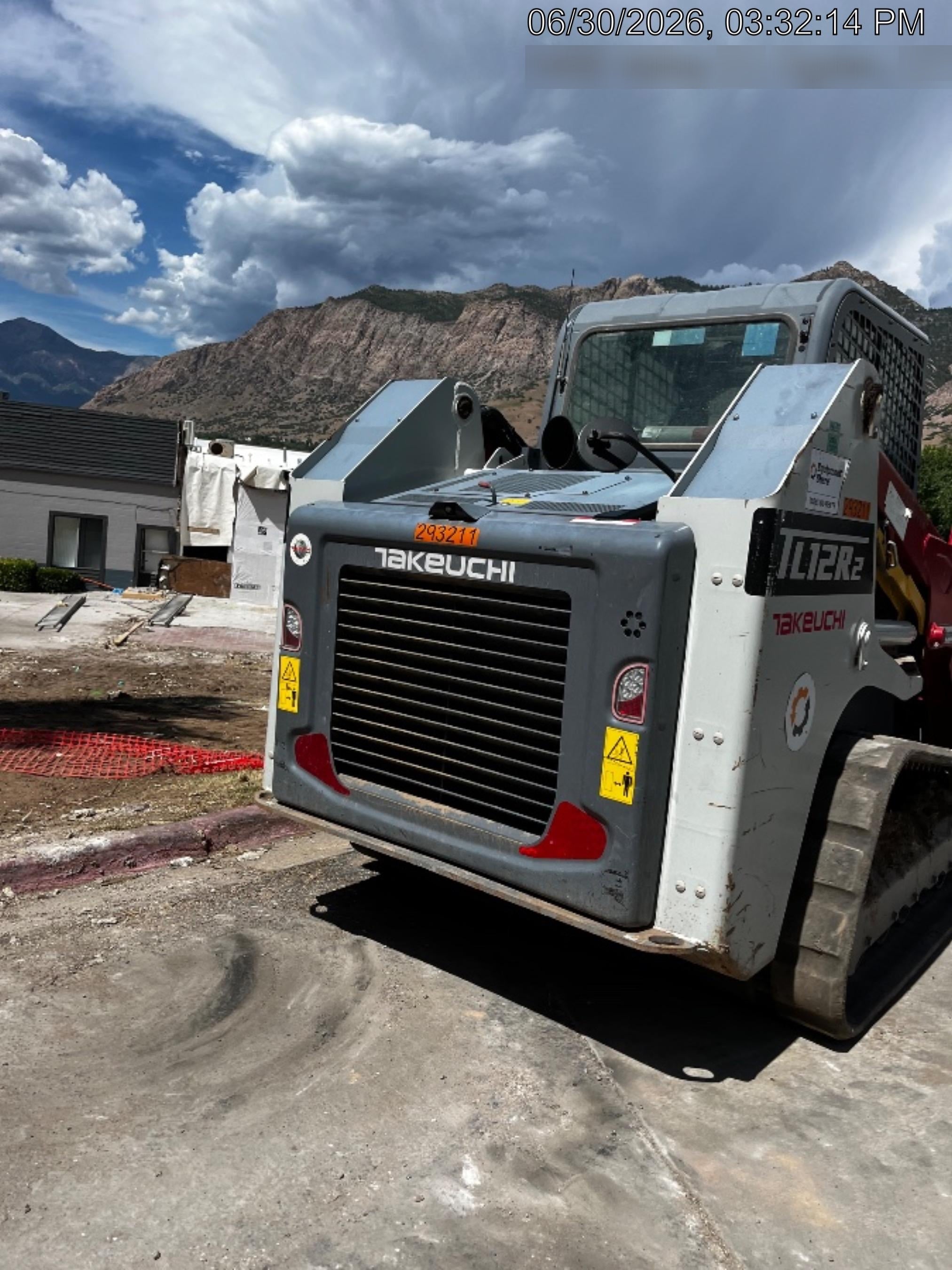 2023 TAKEUCHI TL12R2-CR