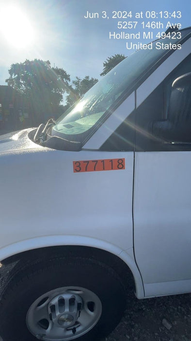 2023 CHEVROLET Express Van - Rental